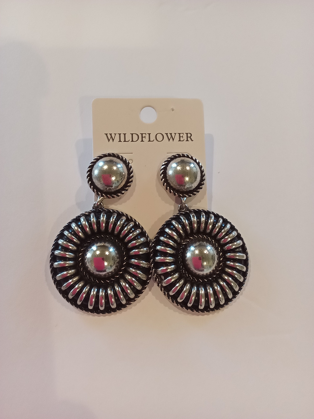 Wildflowers Silver and Black Radiant Drop Earrings NWT